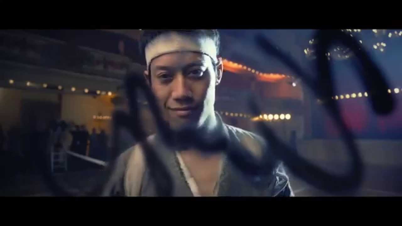 防犯カメラ監視中 マーク付 サインプレート ステンレス調 シルバー おしゃれな防犯用プレート 監視カメラ いたずら防止 迷惑行為 嫌がらせ対