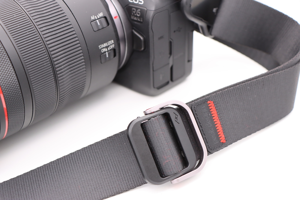 レビュー Peak Design 新色コヨーテはシックでかっこいい。スライドライトとリーシュについて購入レビューくろがきのやりたいこと研究所