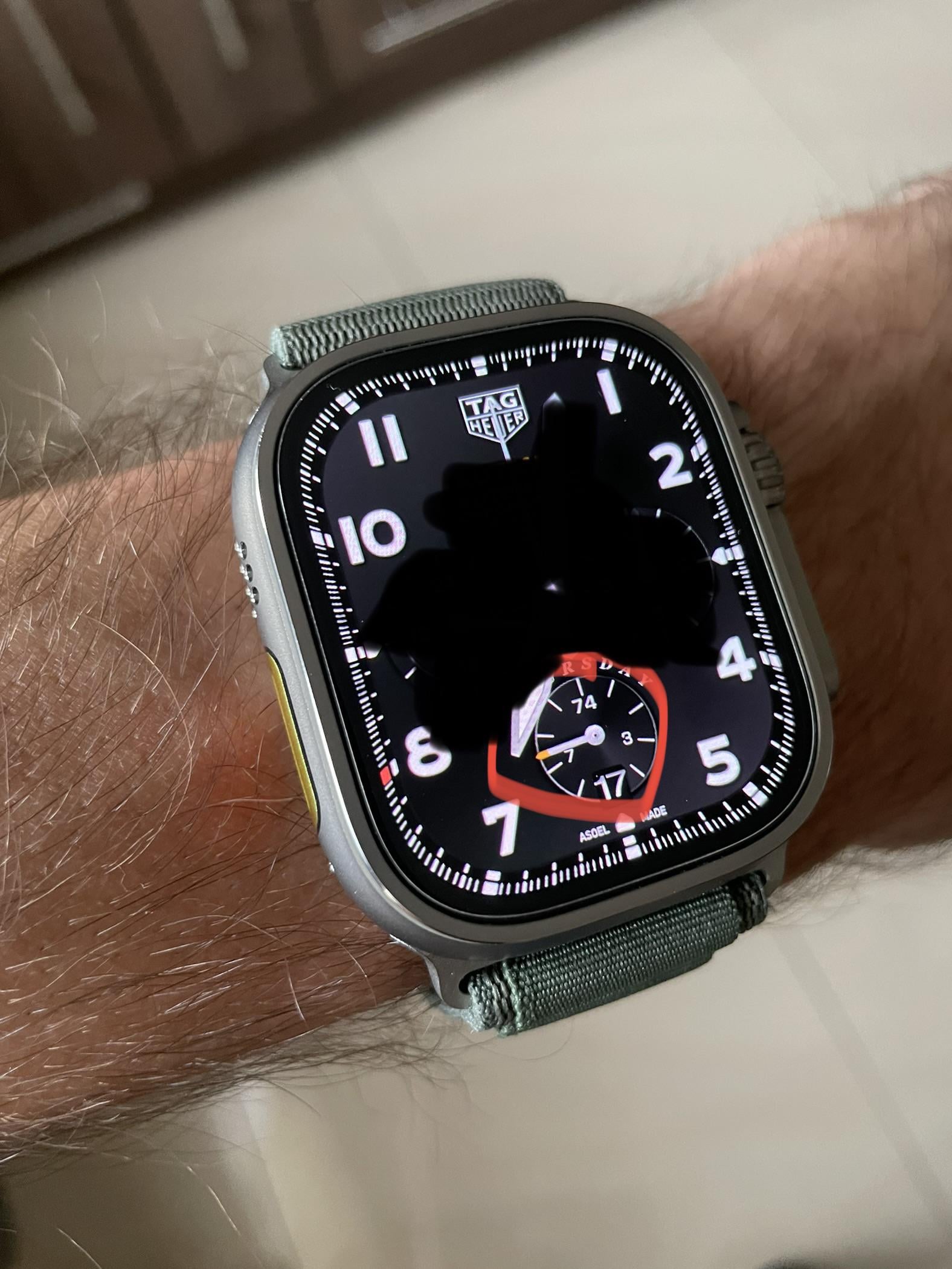 必見 Apple Watchの文字盤をロレックスやオメガにする方法