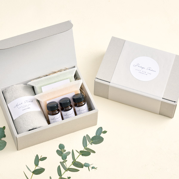 ロゴ入りの可愛い木箱木箱専門店 キバコヤ木箱屋