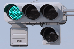 こんなにも種類がある！ 奥深い「信号機の世界」と、信号から見える地域性の話KINTO