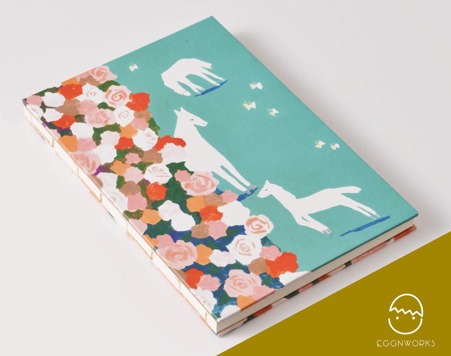 あなたの推し色で表紙が作れるオリジナルノート。ファングッズや推しノートに♪