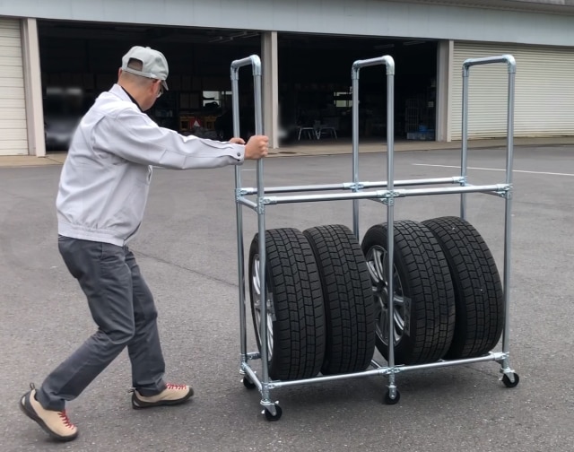 ライダーの思いつき:自作 タイヤラック完成木造