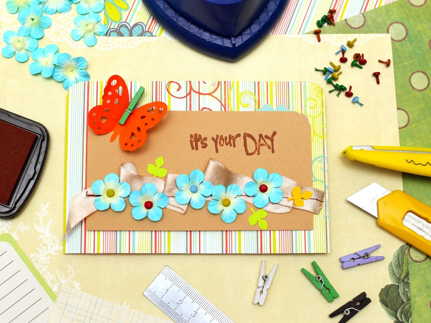 楽天市場ランキング1位 手作りアルバム ラボクリップ スクラップブック スクエア フォトアルバム ましかく30枚 ミニアルバム エコーアルバム エコー写真 台紙 誕生日 大人 スクラップブッキング 結婚祝い 寄せ書き 赤ちゃん デコ活 推し活 思い出特集ラボ