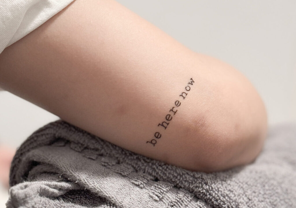 文字のタトゥーデザイン 腕の内側 letter tattoo東京 タトゥースタジオ 吉祥寺 Red Bunny Tattoo タトゥーデザイン・ タトゥー画像