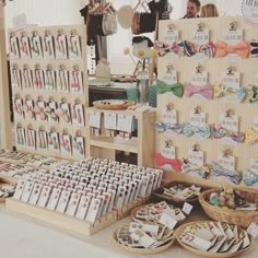 木製 飾り棚 マルシェ 陳列棚 ディスプレイ棚 店舗什器 ②