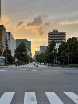 夕焼けと町並みの無料の写真素材 - ID.14562フリー素材 ぱくたそ