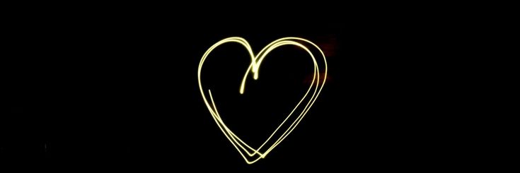 左右のページで異なる「広報誌ヘッダー」の作成本の印刷工房