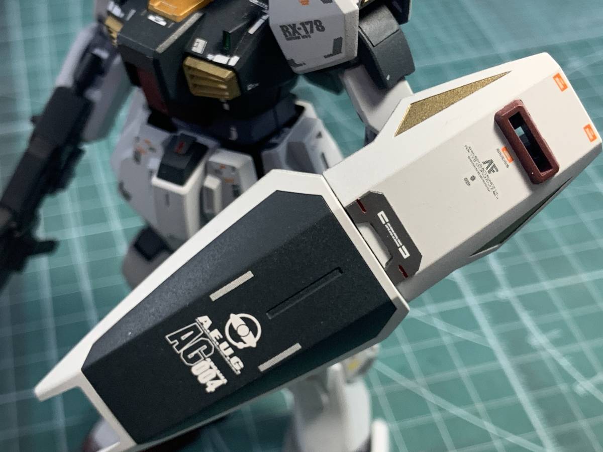 ガンプラテクニック初心者はモールド追加はスジ彫りよりプラ板を貼れ！おすすめ改造