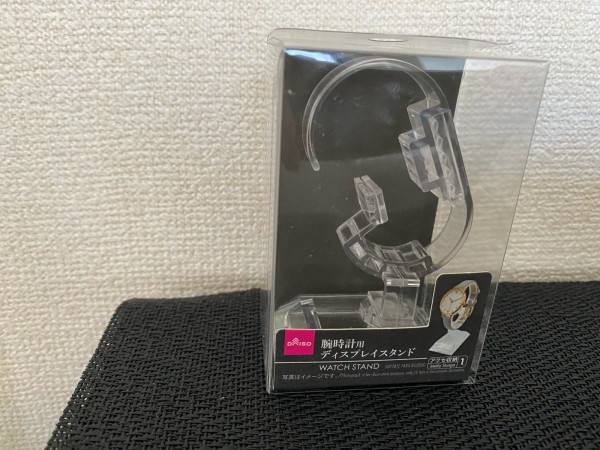 100均の「スマートフォンスタンド」を「ウオッチスタンド」に改良！！室内ゴルフレンジ がある一条工務店の『i-smart』で逝きます