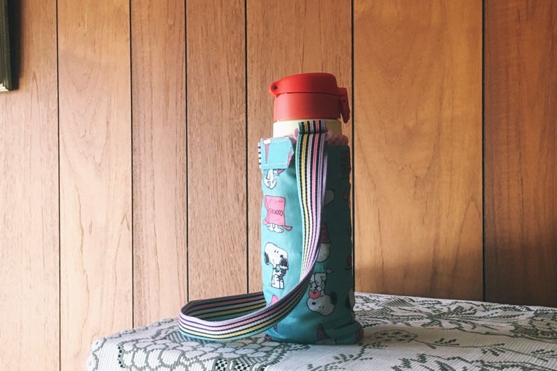 自作の水筒ホルダーについて。 : r crochet