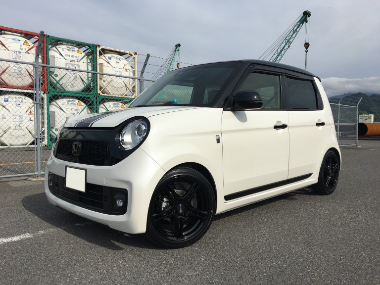 ツートンカラーの車一覧！現行で買える国産メーカーの2トーン軽自動車・普通車 - COBBY