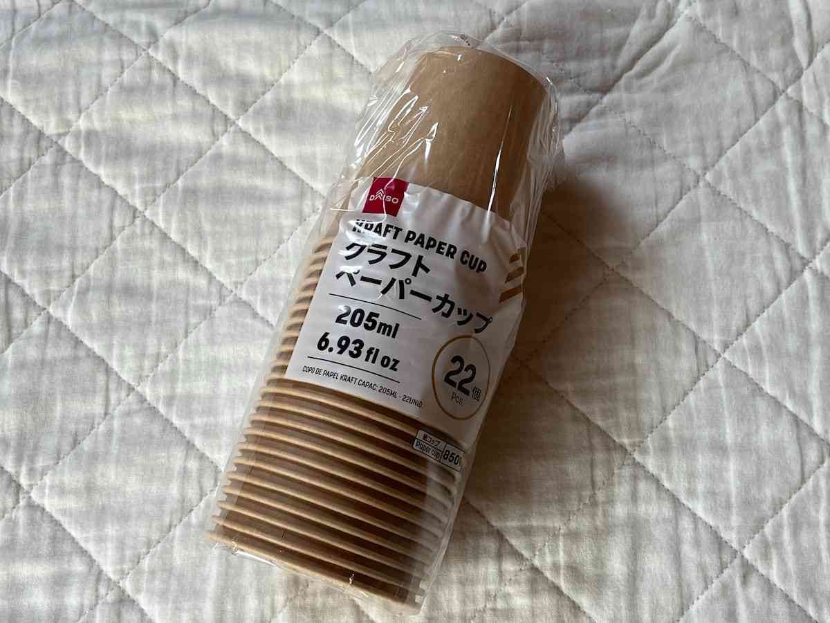 100均・無地の紙コップ商品一覧。白いペーパーカップの容量と個数 ダイソーとセリアで100円