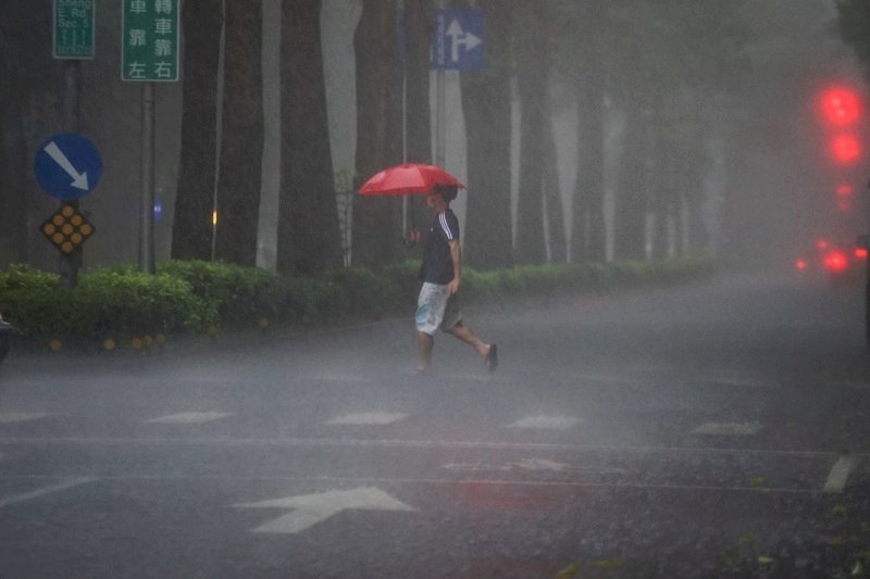 ゴールデンウィーク 雨の日に何する？雨でも楽しめる大人の遊びを提案 | アクティビティジャパン