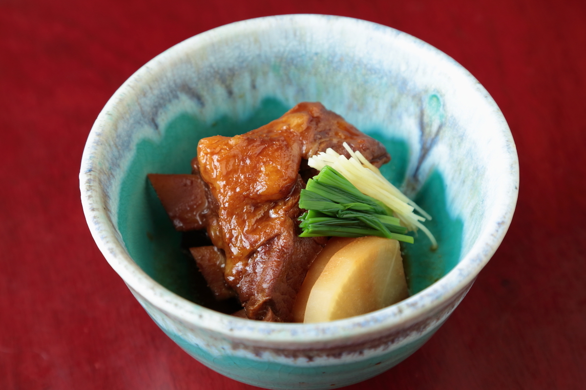 鹿児島郷土料理 とんこつの味噌煮 by