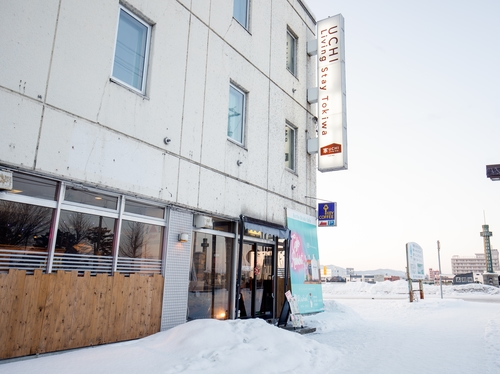 客室シングル（窓側） - 旭川市、ビジネスプラトンホテルの写真