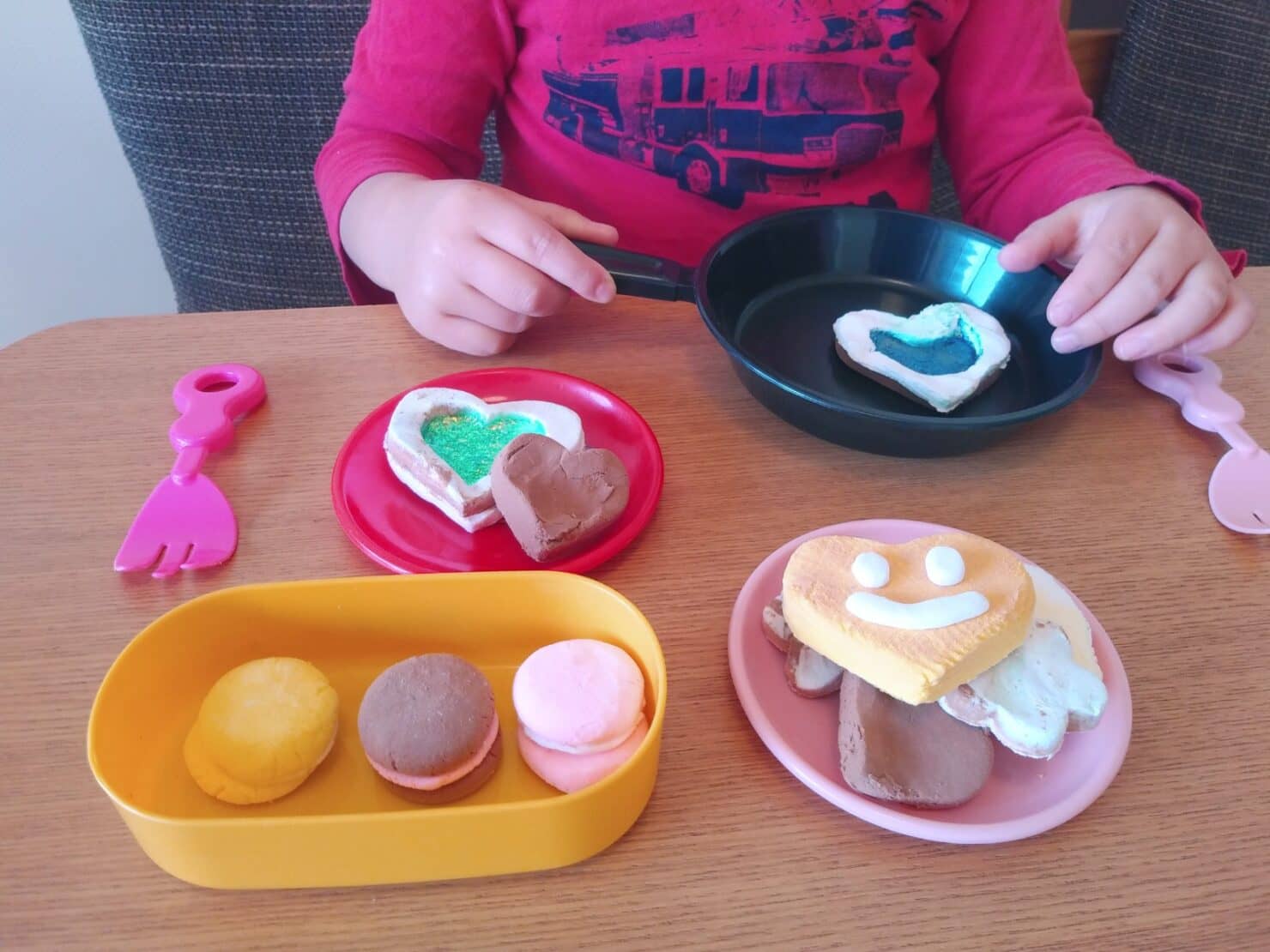 初心者さん向け！樹脂粘土って何？ 使い方・色付け・保存方法マニュアルこねしばブログ