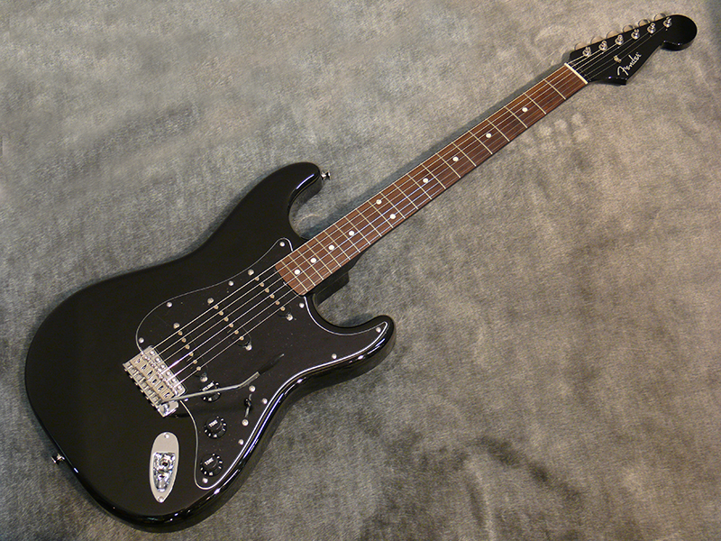 フェンダージャパン ストラトキャスター 黒 Fender Japan フェンダージャパンLTD-STD NOIR エレキギタ