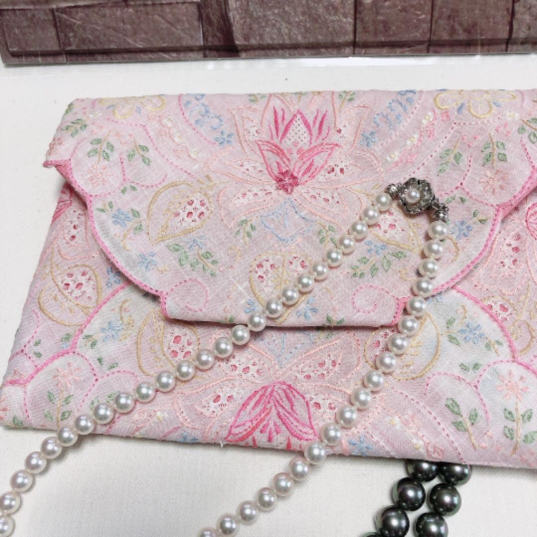 未使用タオルハンカチリメイクポーチ ぶっださん - メルカリ