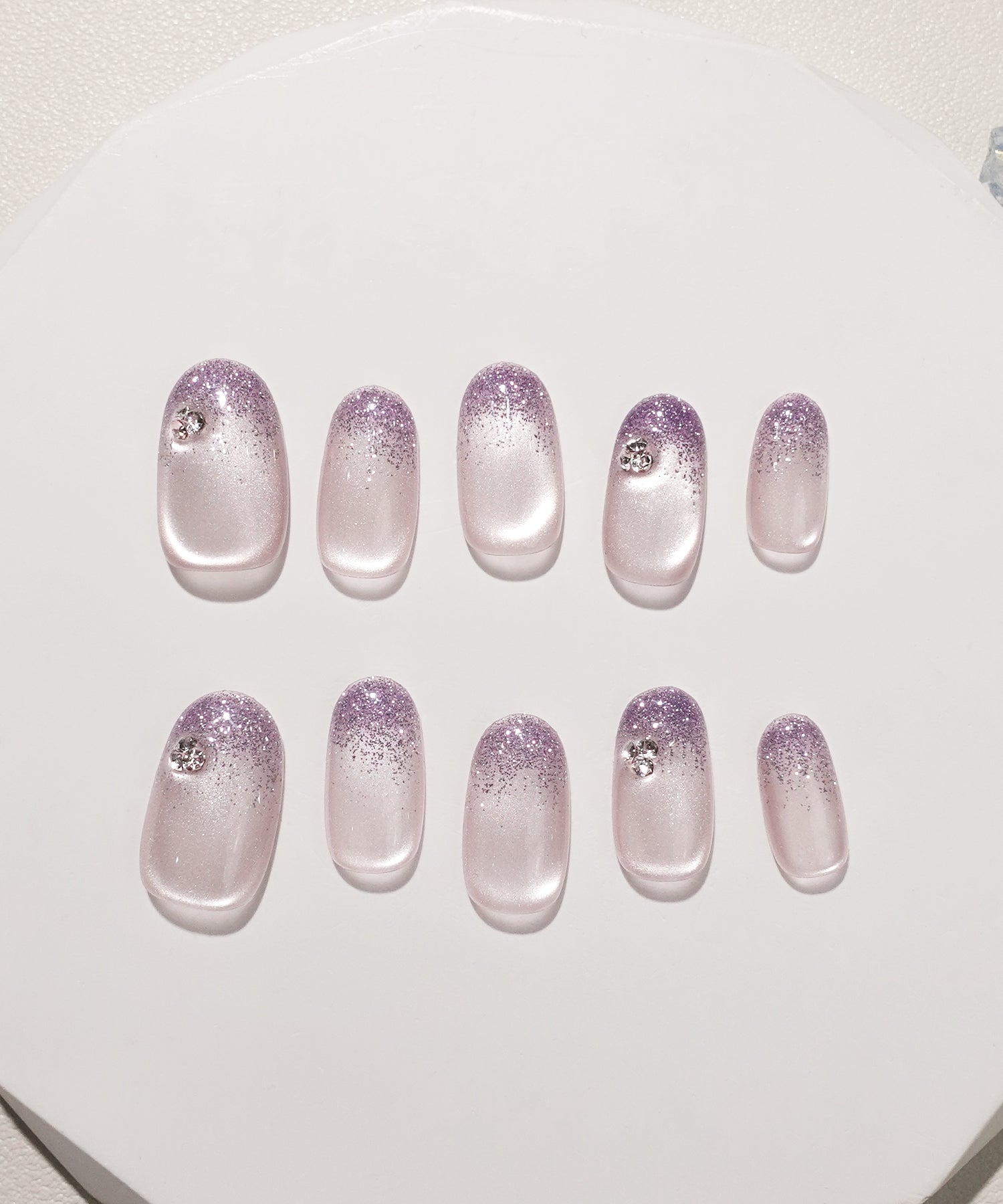 さりげなくハロウィンカラー♪エレガントで上品なパープルピンクの贅沢マグネットグラデーションネイル成増3分のネイル・フェイシャルサロンCenbless センブレス