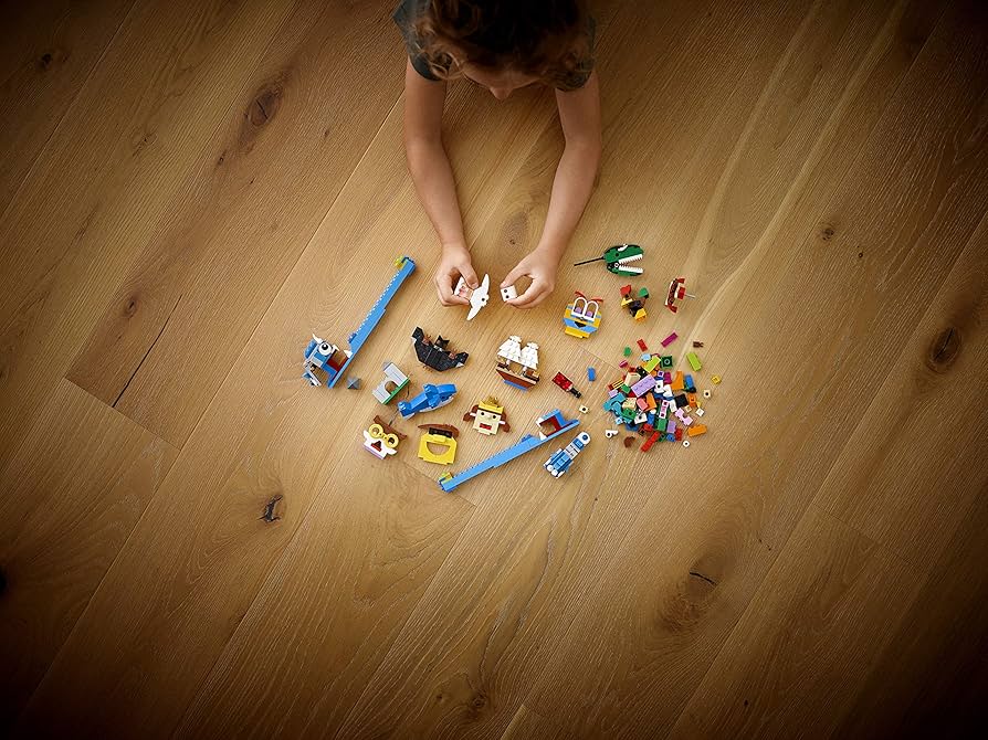 渋谷2ヶ所で空間ジャック！レゴ LEGO の広告2025 9 20日刊OOHノート by 加藤誠也