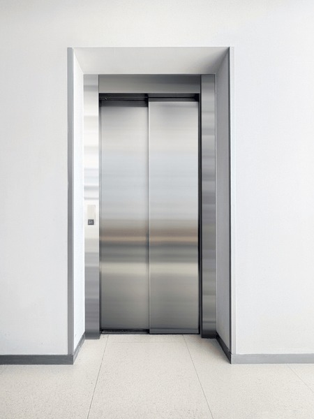 エレベーター」の21万点のロイヤリティフリー画像、写真素材、絵Shutterstock