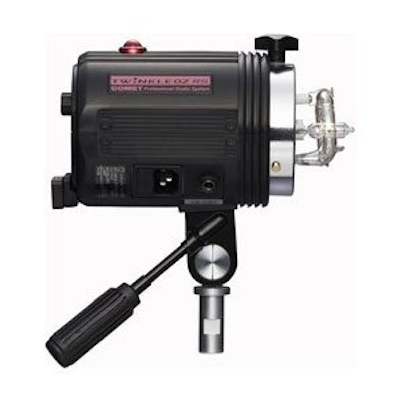 フィルムカメラでのストロボ使用方法 暫定: Darkroom Door