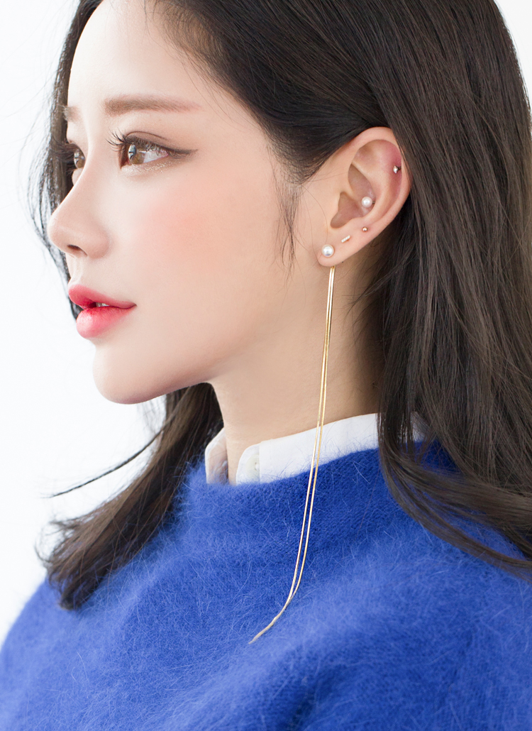 アンテナヘリックスの開け方やケア方法は？ピアッサーを使ってもいいの？ボディピアス専門店ROQUEロキの軟骨ピアスまとめ