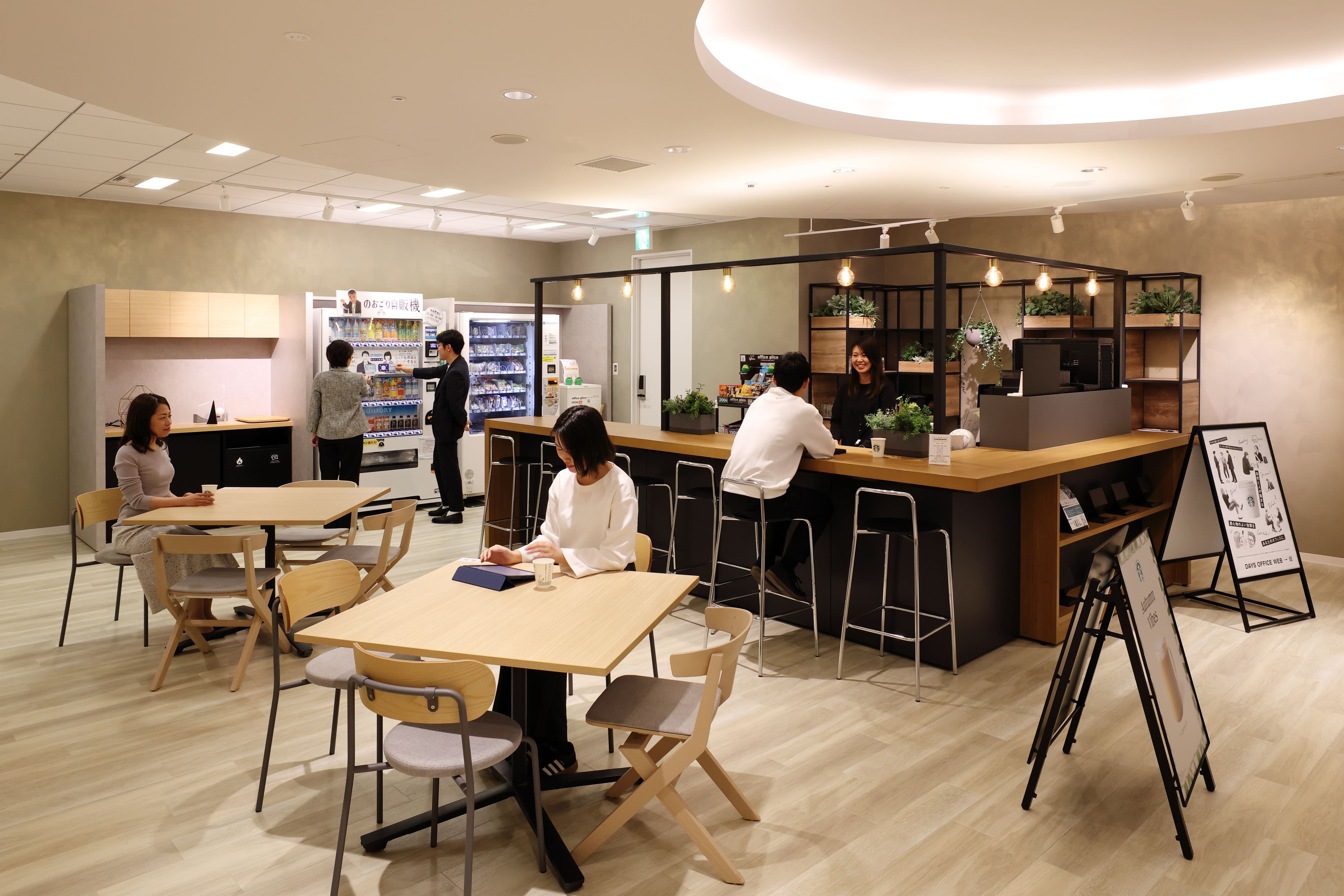 注目5事例 リフレッシュスペースとは？オフィスのプロが教える社員の幸福度を高める方法リリカラ株式会社