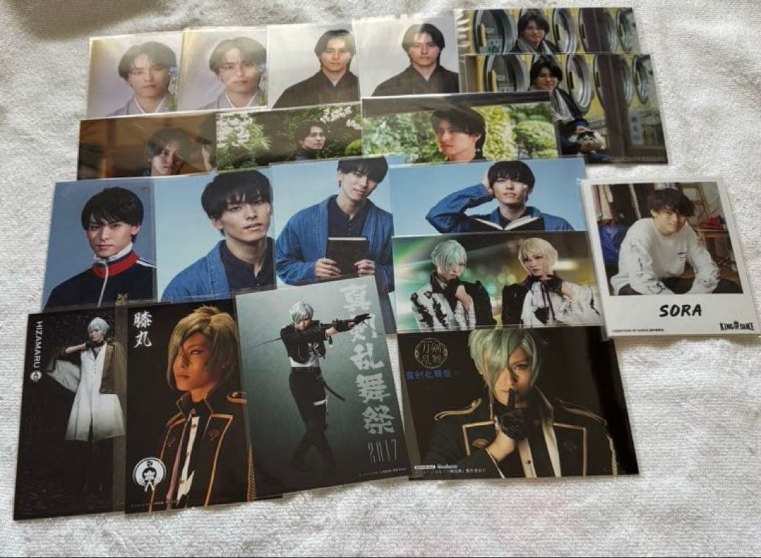 SHINee テミン トレカ 駿河屋 -<中古>SHINee テミン TAEMINバストアップ・衣装黒・背景白 CD「MOVE-ing ： The2nd Album Repackage」特典トレカ 男性コレクションカード