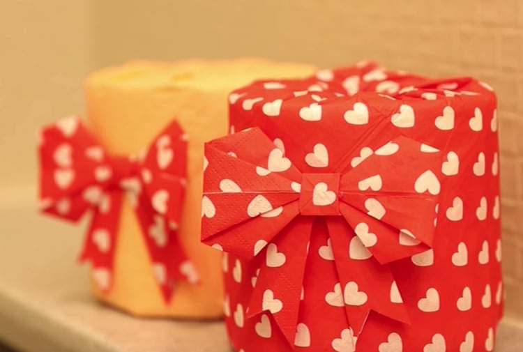 普通の紙がおしゃれな包装紙に!?プロが教える簡単おうちラッピング 包む 編キナリノ