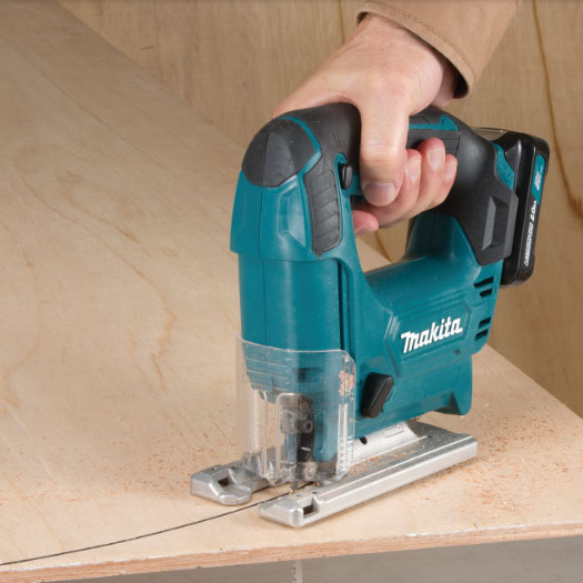 ジグソーで直線を切る！直線ガイド作成-1DIYの電動工具はこれ！おすすめの電動工具や木工用品を紹介
