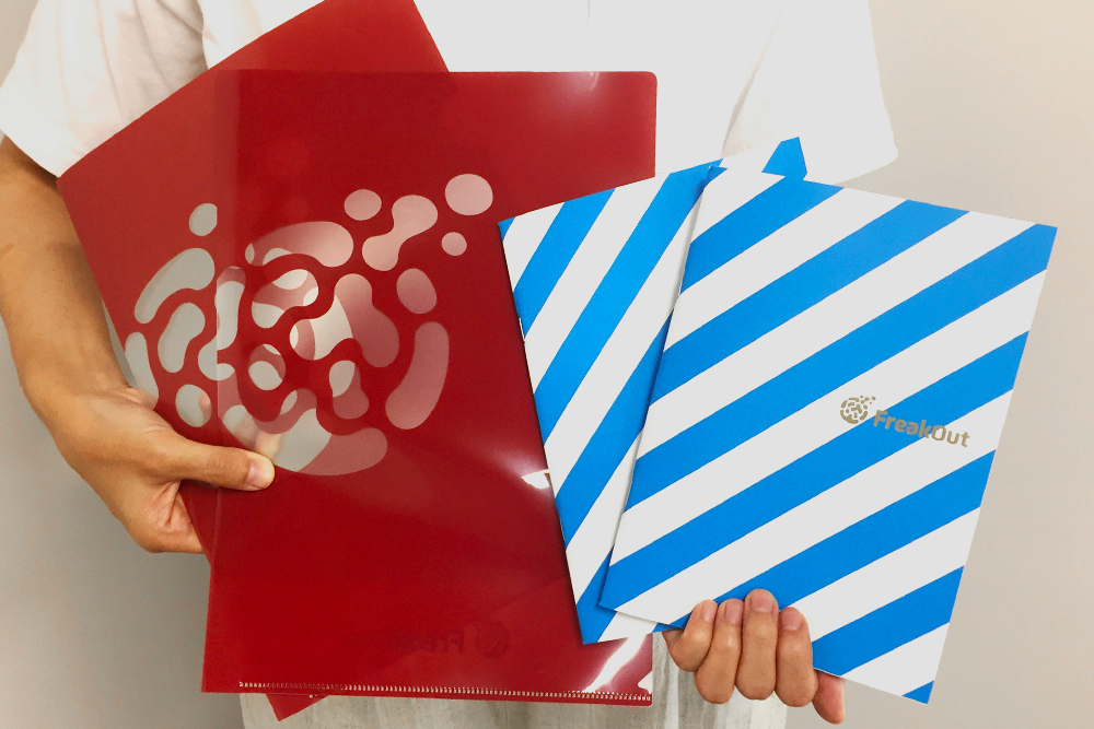 クリアファイルは実用的なノベルティとしておすすめです山田美術印刷 株 愛知県名古屋市でラベル・シール・販促物の制作を行う印刷会社