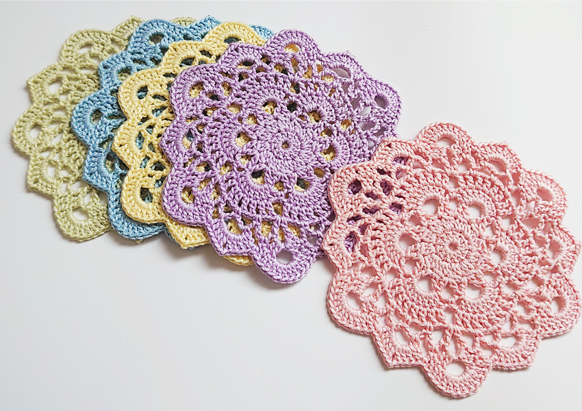 かぎ針編み かんたんかわいいお花のコースター 編み方文書PDF 日本語版と英語版 - いちごクロッシェ -Ichigo crochet-minne byGMOペパボ 国内最大級のハンドメイド・手作り通販サイト
