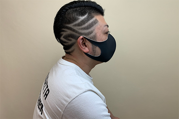 ラインアートヘアタトゥーバリアートフェード女子スキンフェード女子刈り上げ女子ツーブロック女子スキンフェードフェードツーブロック刈り上げショート刈り上げショート原宿表参道成人式成人式ヘア卒業式卒業式ヘア入学式入学式