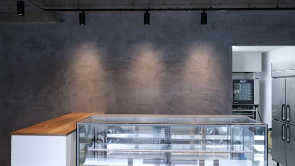 インタビュー 李藝 KIYOSHI ART SPACE店舗内装デザイン・空間デザインのクロノバデザイン株式会社