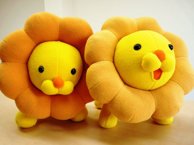 ミスタードーナツ「ポン・デ・ライオン」の限定マグ発売、大胆なフェイスデザイン＆キッズセットで - ファッションプレス