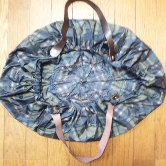 壊れた傘で手づくりしよう！ – SNI Craft Club