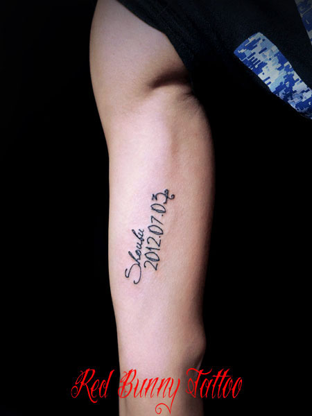 文字 スクリプト 筆記体のタトゥーデザイン letter tattoo東京 タトゥースタジオ 吉祥寺 Red Bunny Tattooタトゥーデザイン・タトゥー画像