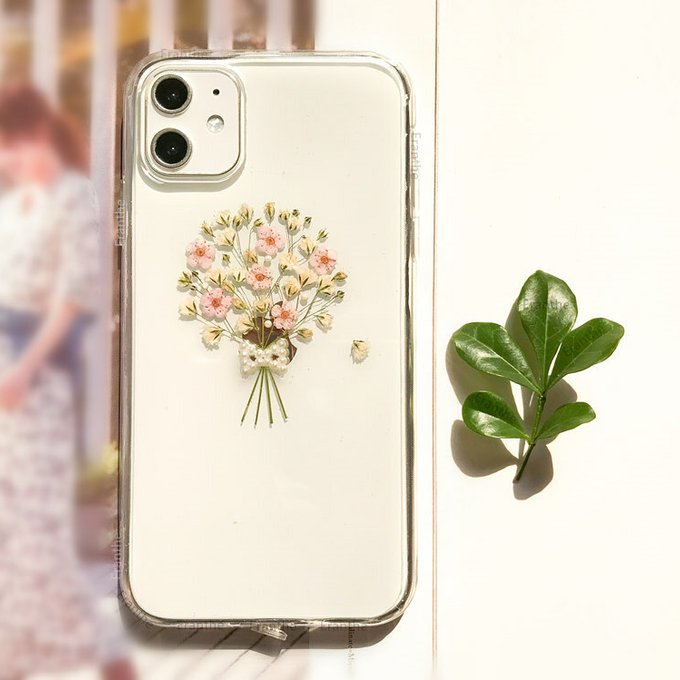 レジンでつくる押し花スマホケースレッスン横浜市港北区 レジンアクセサリー・レジュフラワー教室 M*cheri エムシェリー＊