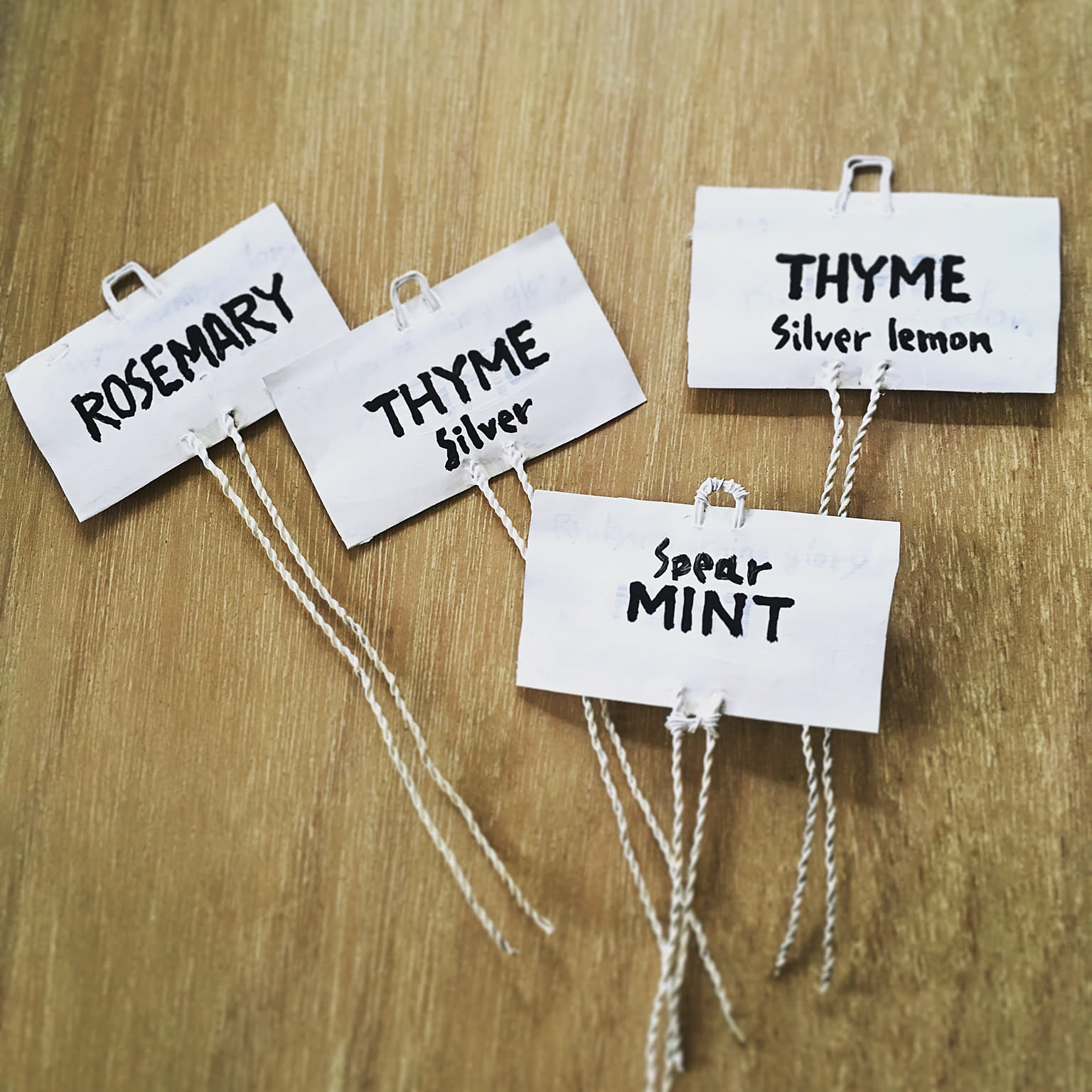 アルミ缶で丸い形の風車の作り方簡単な道具で綺麗にHow to make a windmill of aluminum cans Can bemade with simple tools