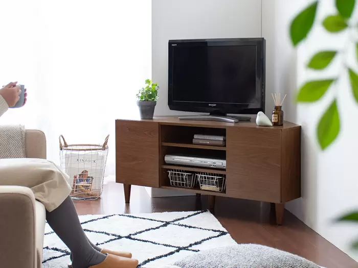 テレビの斜め置きレイアウト！部屋の角に置くのは良くない？風水も紹介！特集・コラム - ディノス