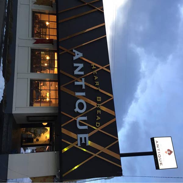 黒ハートの意味を徹底解説🖤SNSや恋愛で誤解されないための使い方ガイド - 5ro5roblog