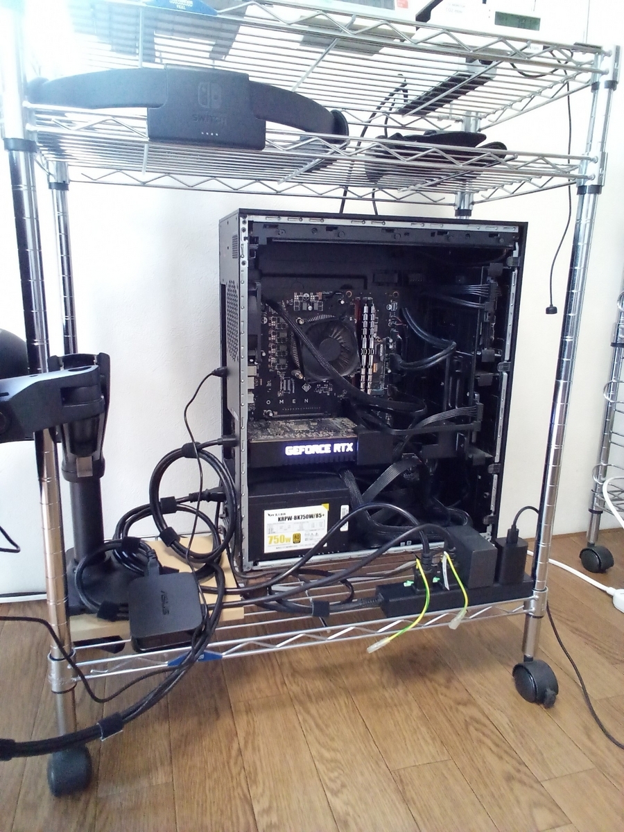 支柱 メタルラックなど に取付けるモニターアームのススメ