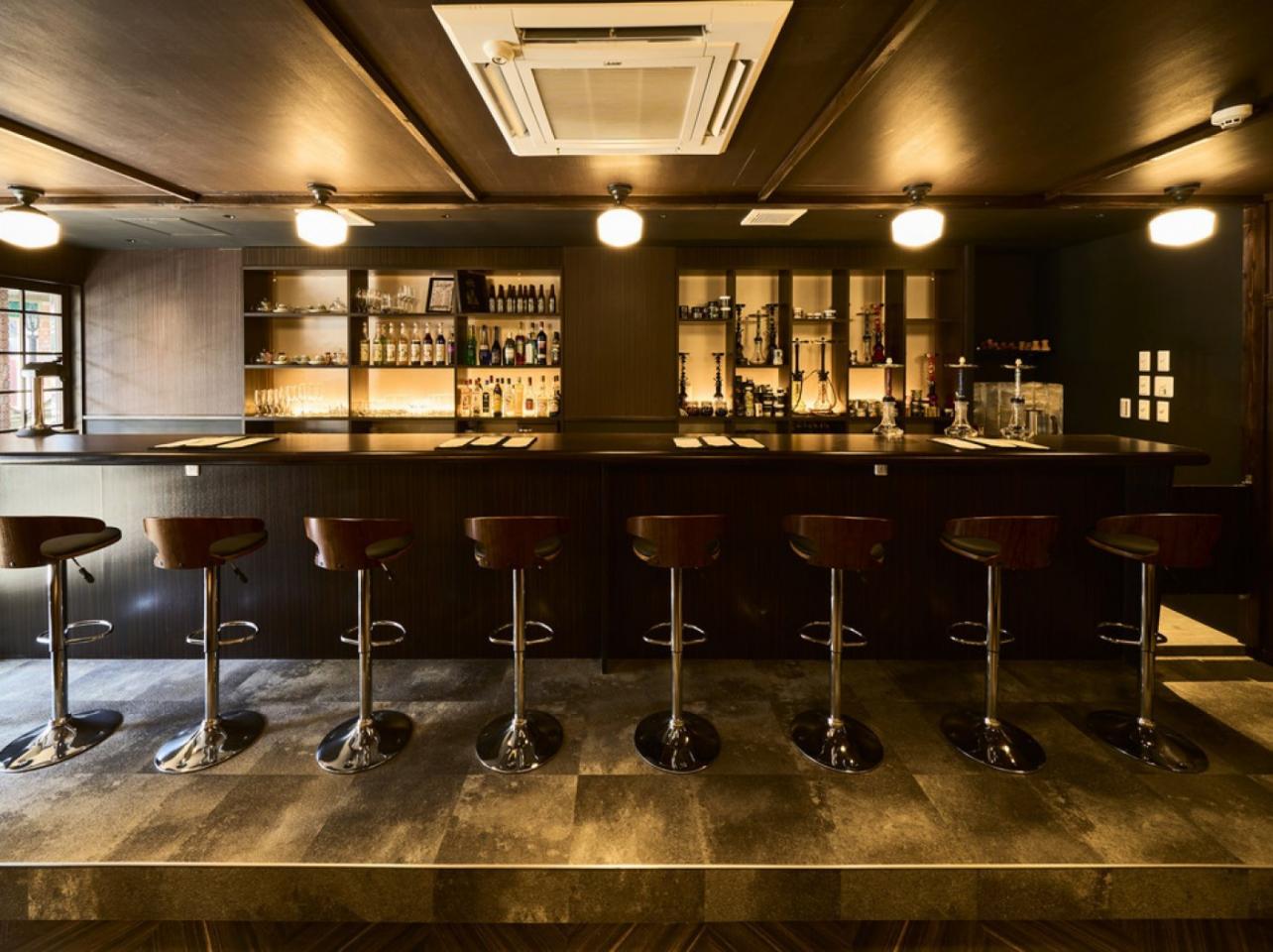 在宅ワークの休憩にカフェタイム♪おしゃれなカフェ風インテリア実例COVEARTH MAGAZINE