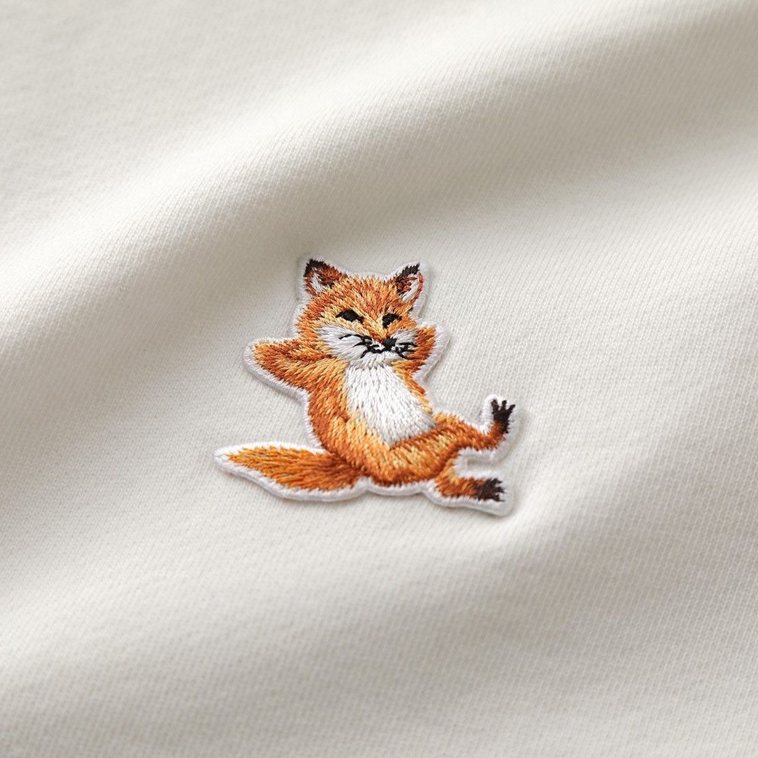 MAISON KITSUNEのLOGOが本当にキツネになちゃってる。』