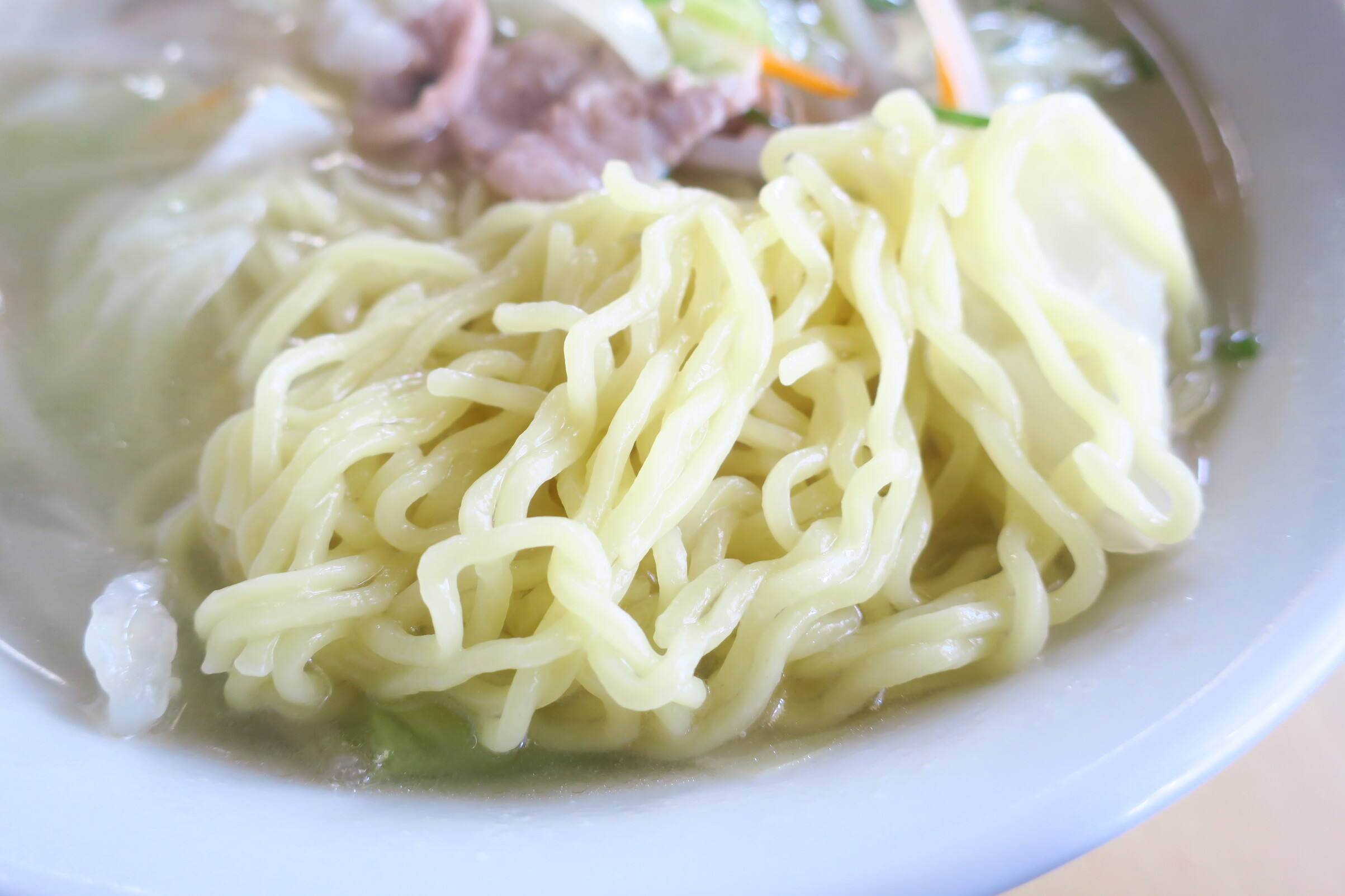 盛岡市のらあめんサンドで比内地鶏ラーメン