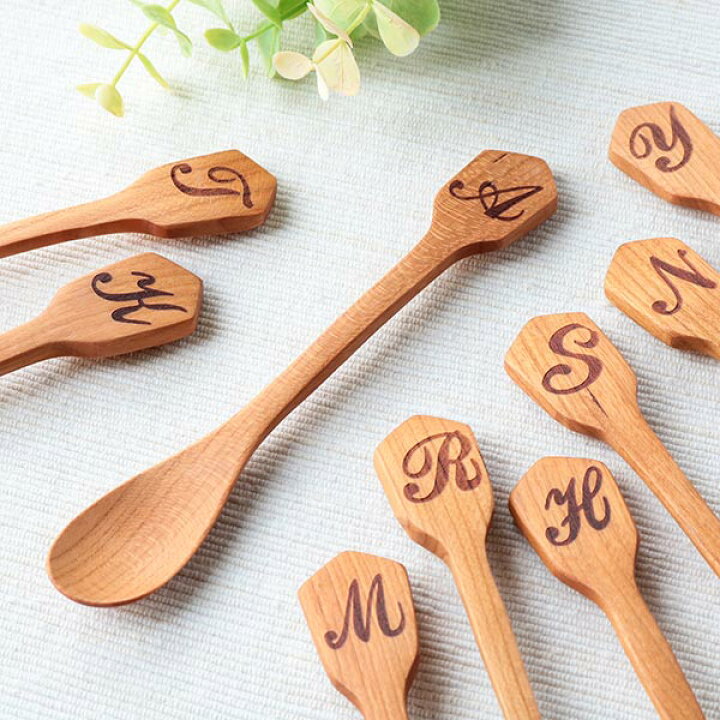 ベティーちゃんみたいな木のスプーン- 木工作家 スプーン榧 かや