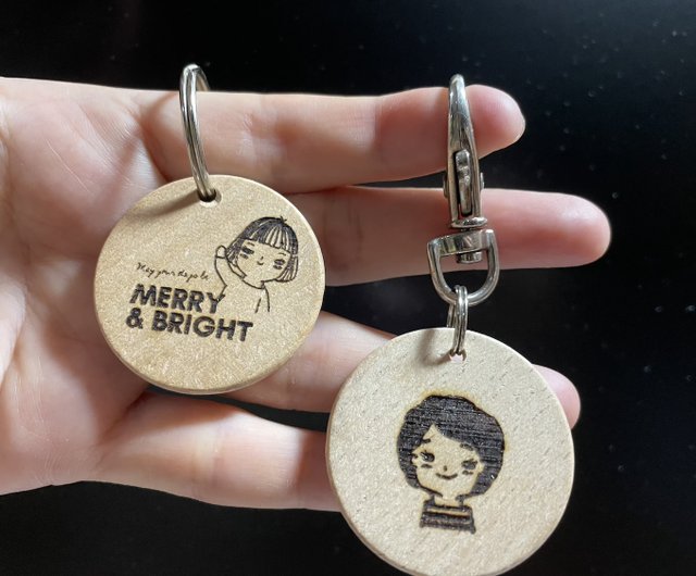 ウッドチャームキーホルダーレーザー名入れイニシャルとマークを刻印ギフト オンリーワン・贈答 通販 専門店