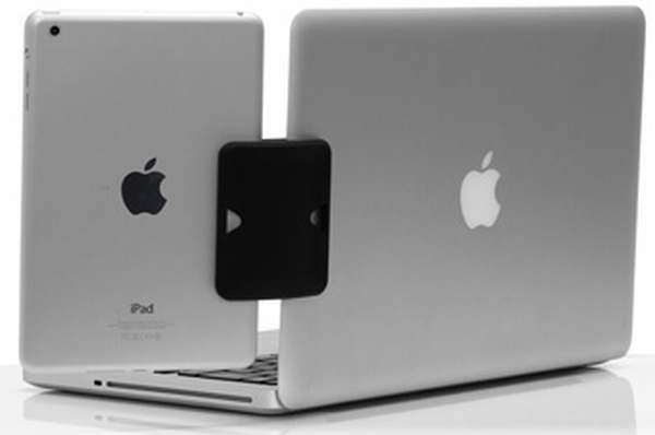 Amazon.co.jp: タブレットバンド タブレット ベルト 3点固定 落下防止 安全 セーフティーベルト フック 片手持ち 伸縮性 弾力性タブレット iPad Kindle 電子リーダー 対応ハンドストラップホルダー タブレットグリップハンドストラップホルダー フィンガーグリップ